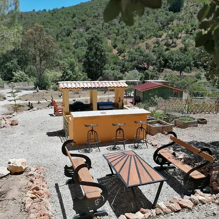 Glamping Circus Wagon With Garden Talurdo Retreat Casa de Férias *
